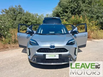 Car image 3