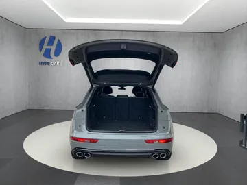 Car image 33