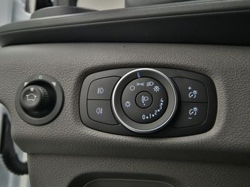 Car image 38