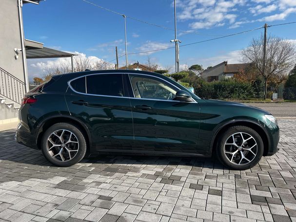 Alfa Romeo Stelvio 2.2 Q4 140 kW image number 8