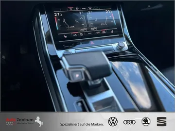 Car image 41