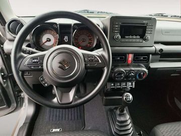 Car image 10