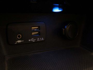 Car image 30