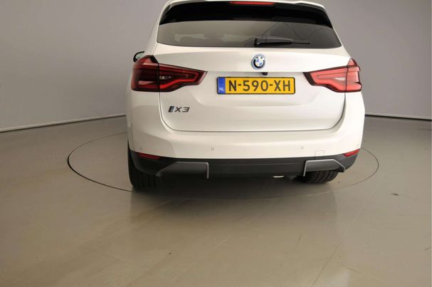 BMW iX3 80 kWh 210 kW image number 4