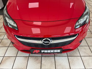 Car image 26
