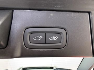 Car image 35