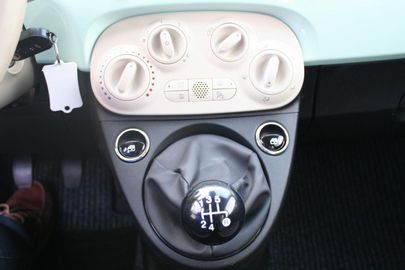 Car image 12