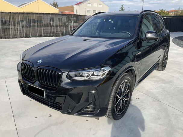 BMW X3 xDrive30e 215 kW image number 1