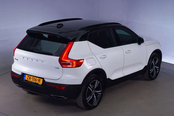 Volvo XC40 T4 140 kW image number 14