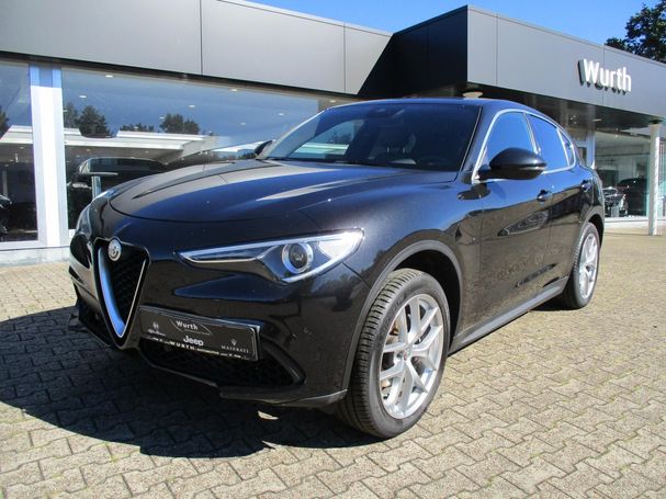 Alfa Romeo Stelvio 2.0 Turbo 16V 206 kW image number 1