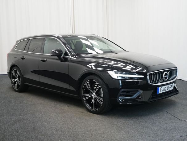 Volvo V60 T6 Recharge AWD 253 kW image number 2