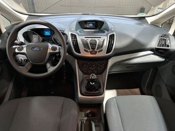 Car image 12