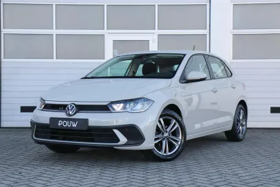Car image 34