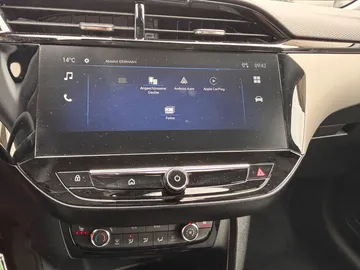 Car image 23