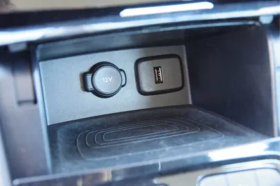 Car image 37