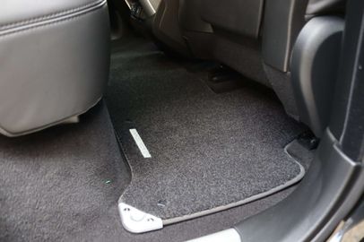 Car image 41