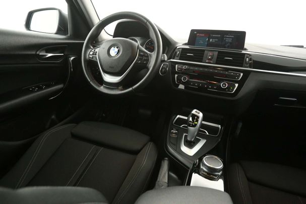 BMW 118i Sport Line 100 kW image number 9