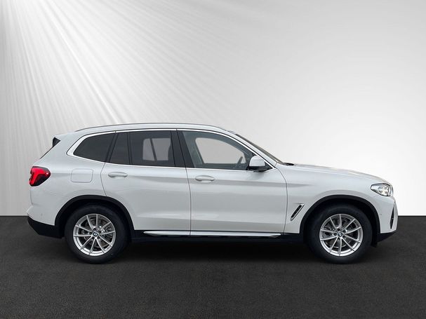 BMW X3 xDrive20i 135 kW image number 2