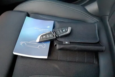 Car image 31