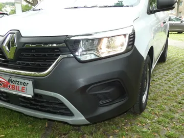 Car image 28