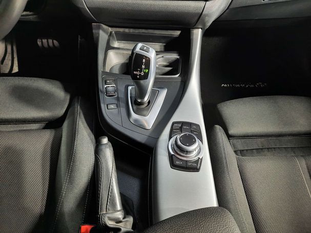 BMW 118i 100 kW image number 27