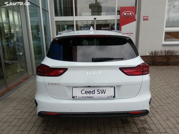 Kia Ceed 1.5 T-GDI 118 kW image number 6