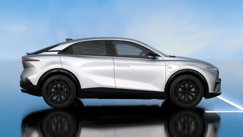 Car image 3