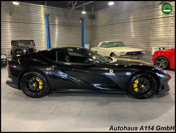 Ferrari 812 Superfast 585 kW image number 11