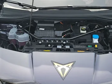 Car image 28