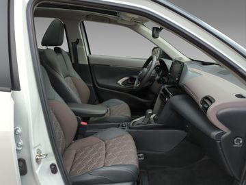 Car image 17