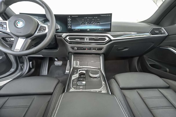 BMW 330 e Touring xDrive 215 kW image number 6