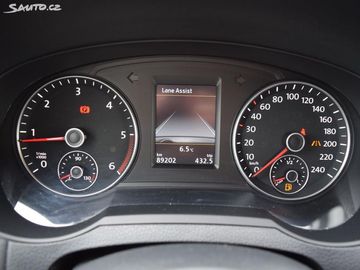 Car image 35