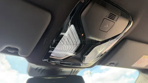 Car image 49