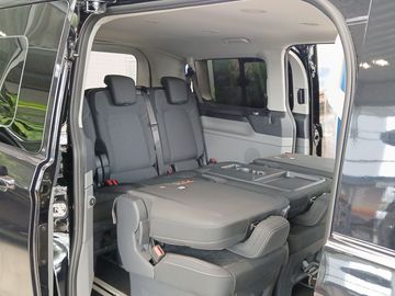 Car image 28