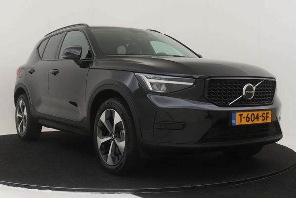 Volvo XC40 B3 Plus Dark 120 kW image number 28