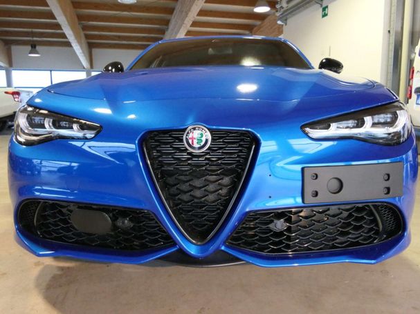 Alfa Romeo Giulia 2.0 Turbo Veloce 206 kW image number 2