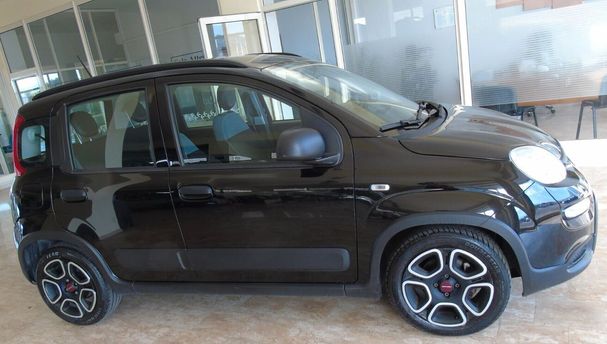 Fiat Panda Cross Hybrid City 52 kW image number 8