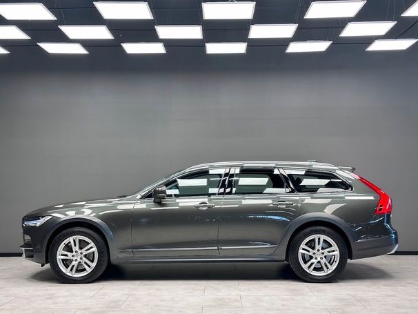 Volvo V90 Cross Country D4 AWD Geartronic 140 kW image number 4