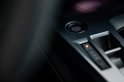 Car image 29