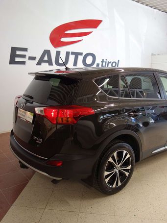 Toyota RAV 4 2.2 D 4D 4WD 110 kW image number 9