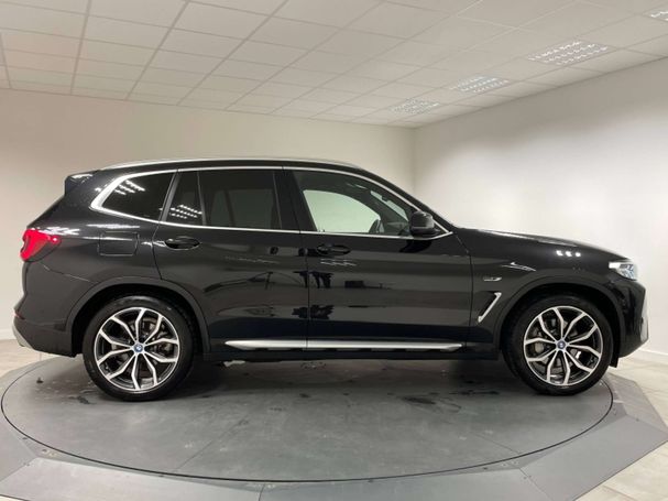 BMW X3 xDrive 137 kW image number 2