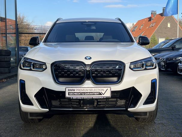 BMW iX3 M Sport Impressive 210 kW image number 20