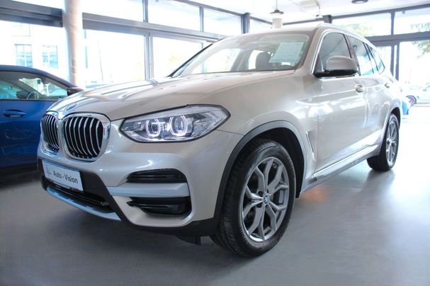 BMW X3 xDrive 140 kW image number 2