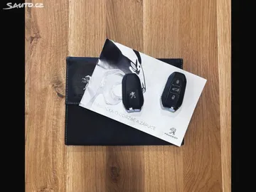 Car image 26