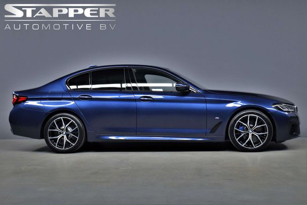 BMW 540i M Sport 246 kW image number 13