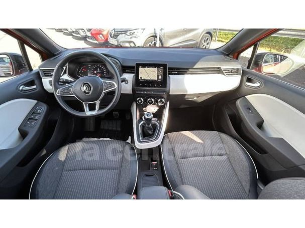 Renault Clio TCe 90 66 kW image number 3