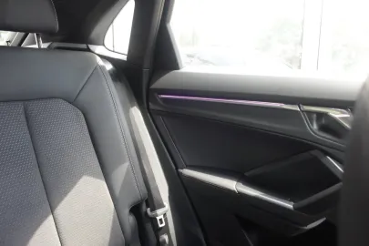 Car image 45