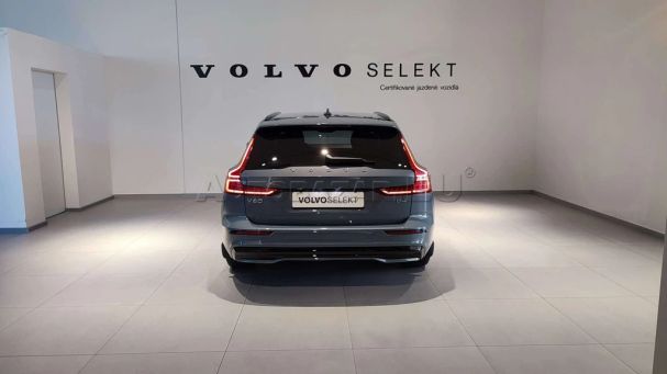 Volvo V60 B4 T8 145 kW image number 3