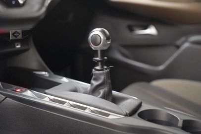 Car image 36