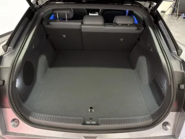 Car image 46